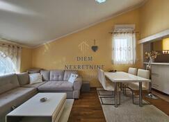 Jednosoban stan 62m2 - Bar - Bar (uži dio)