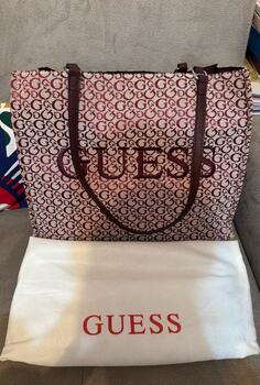 Prodajem veliku Guess torbu