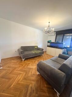 Trosoban stan 95m2 - Podgorica - Blok 6