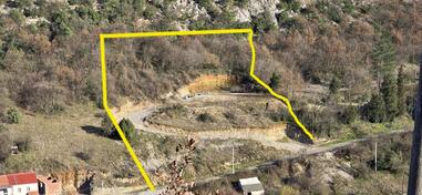 Građevinsko zemljište 3500m2 - Podgorica - Bioče