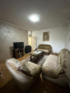 Dvosoban stan 80m2 - Podgorica - Tuški put