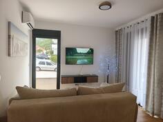 Dvosoban stan 76m2 - Herceg Novi - Bijela svetosavski put 5