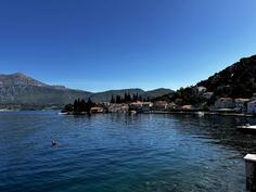 Porodična kuća 75m2 - Herceg Novi - > Okolina grada