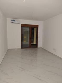 Jednosoban stan 46m2 - Bar - Šušanj