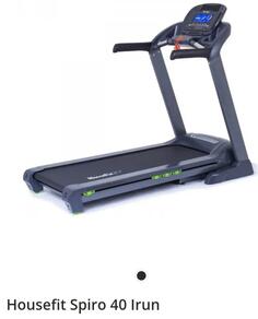 PRODAJEM TRAKU ZA TRČANJE