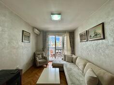 Jednosoban stan 64m2 - Bar - Centar grada