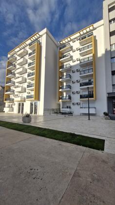 Jednosoban stan 45m2 - Podgorica - Zabjelo Ulica 4.jula, Pobrežje