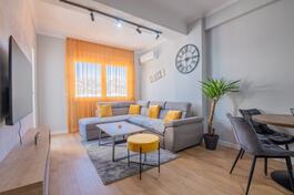 Jednosoban stan 45m2 - Bar - Centar grada