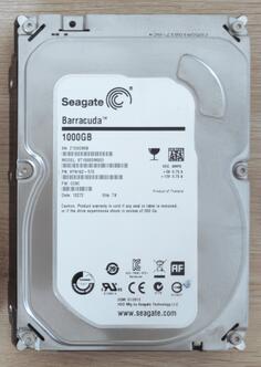Seagate 1000GB 3.5" - Interni