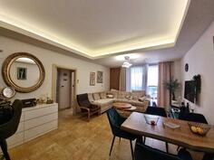 Dvosoban stan 82m2 - Budva - > Okolina grada