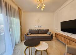 Jednosoban stan 53m2 - Bar - Čeluga