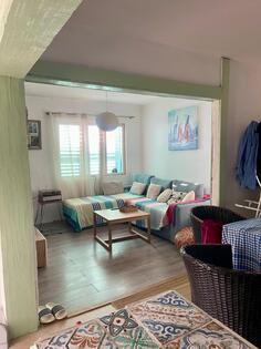 Porodična kuća 72m2 - Bar - Đinđinovići