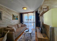 Jednosoban stan 53m2 - Bar - Bar (uži dio)