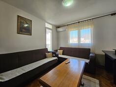 Jednosoban stan 50m2 - Bar - Centar grada