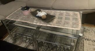 Prodajem komplet stolova