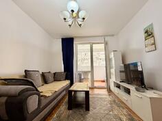 Jednosoban stan 60m2 - Bar - Centar grada