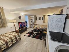 Garsonjera 32m2 - Tivat - Mažina