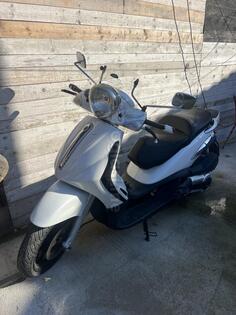 Aprilia - bevery 500