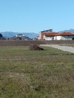 Poljoprivredno zemljište 715m2 - Podgorica - Pričelje