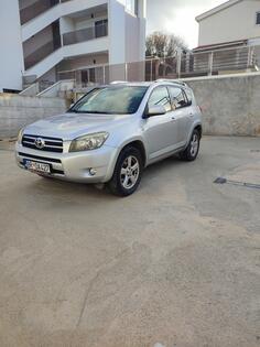 Toyota - RAV 4 - 2.2