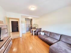 Trosoban stan 95m2 - Podgorica - Momišići