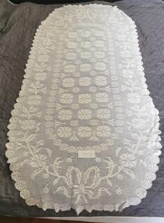 Heklani miljei, stolnjaci, prekrivači.. 