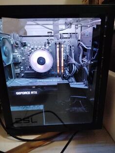 HP Omen 25L - AMD Ryzen 7 - 16GB GB DDR4 - SSD disk