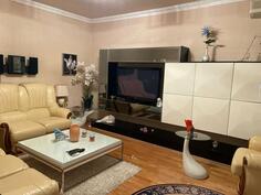 Porodična kuća 100m2 - Podgorica - Momišići