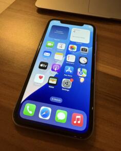Apple - iPhone 11 64GB