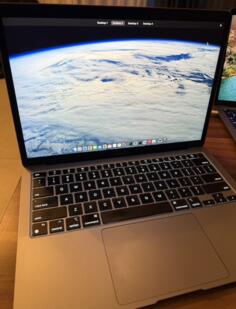 Apple Macbook Air M1 13-inch 8GB 256GB SSD USA - 13.3" AMD Ostalo 8GB GB