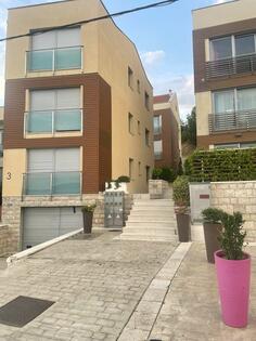 Garsonjera 23m2 - Podgorica - Avnoja 9 Ljubović