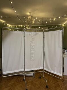 Medicinski paravan na tockicima 