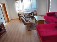 Dvosoban stan 80m2 - Podgorica - Masline