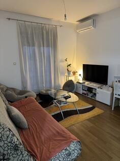 Jednoiposoban stan 45m2 - Podgorica - Zabjelo Zabjelo