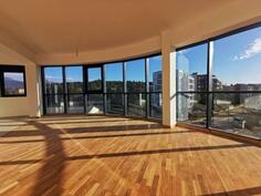 Poslovna zgrada 117m2 - Podgorica - Vezirov most