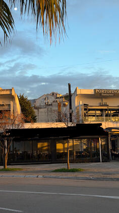 Lokal 90m2 - Bar - Centar grada