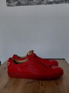 Cezar Piaccoti kožne 44 broj (Patike su kao nove, par puta obuvene )