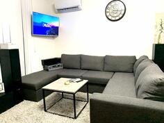 Dvosoban stan 80m2 - Tivat - Mrčevac