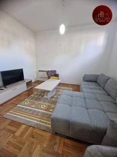 Jednosoban stan 40m2 - Podgorica - Blok 9