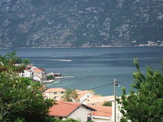 Porodična kuća 169m2 - Kotor - Prčanj