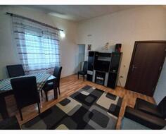 Jednosoban stan 50m2 - Bar - Polje