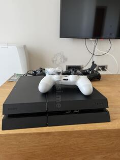 Sony - PlayStation 4