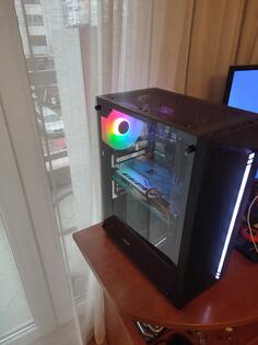 Intel i5 - 16GB GB DDR4 - SSD disk