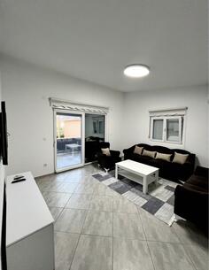 Dvosoban stan 85m2 - Bar - Polje
