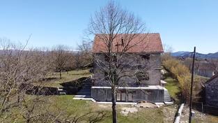 Porodična kuća 144m2 - Nikšić - Riđani