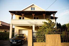 Porodična kuća 200m2 - Podgorica - Zabjelo
