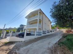 Porodična kuća 290m2 - Bar - Šušanj