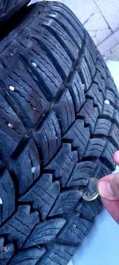 Ostalo - Zimske gume 215/60/16 na felnama Pasata B8 - Čelik felne