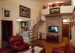 Dvosoban stan 84m2 - Bar - Sutomore ul.Cara Lazara,centar