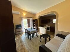 Dvosoban stan 90m2 - Bar - Bjeliši